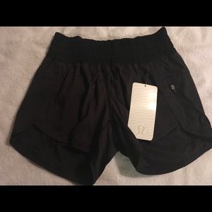 Tracker Short II - Lululemon Size 6